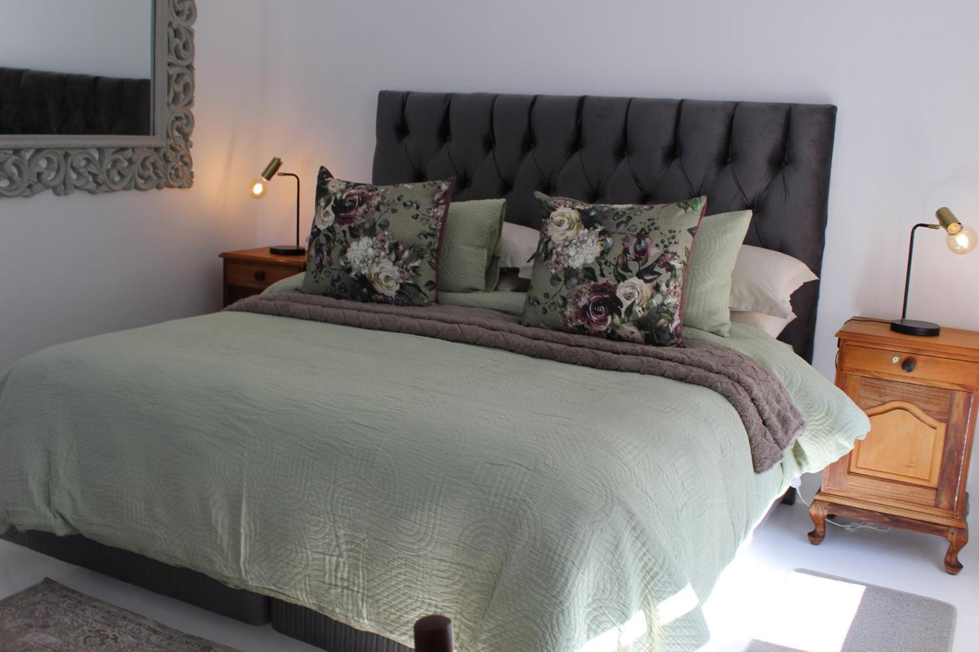 Nivenia Beach House Bettyʼs Bay Exterior foto